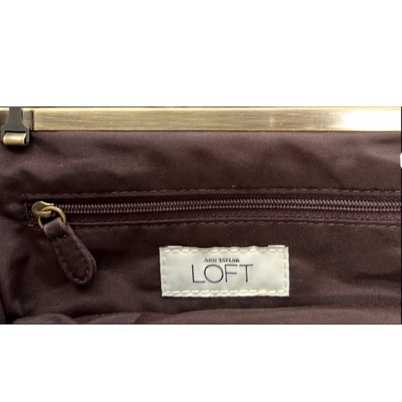 Vintage Flower Ann Taylor Loft Clutch - Picture 6 of 10